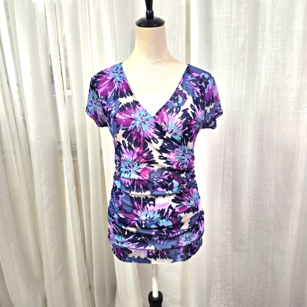 2/$30 Elle Blue & Purple Tropical Print Womens Top Size M V Neck Cap Sleeves